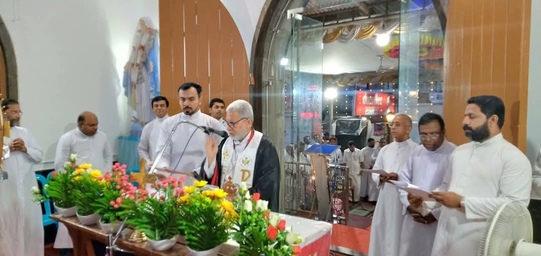 നവീകരിച്ച പാലാ കുരിശുപള്ളി വെഞ്ചരിച്ചു.